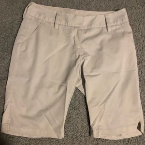 Adidas climalite golf Bermuda shorts size 2 khaki